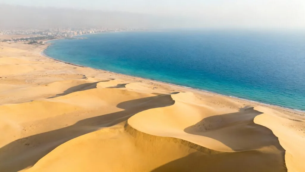 Côte désertique de la péninsule Arabique, golfe Persique