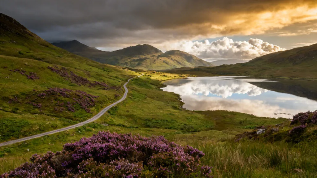 Paysage des Highlands pour randonner au frais